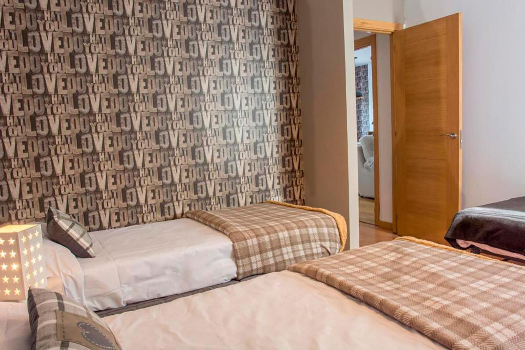 Apartamento A 15 Minutos De Baqueira Les Bordes ภายนอก รูปภาพ
