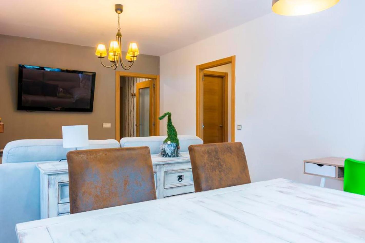Apartamento A 15 Minutos De Baqueira Les Bordes ภายนอก รูปภาพ